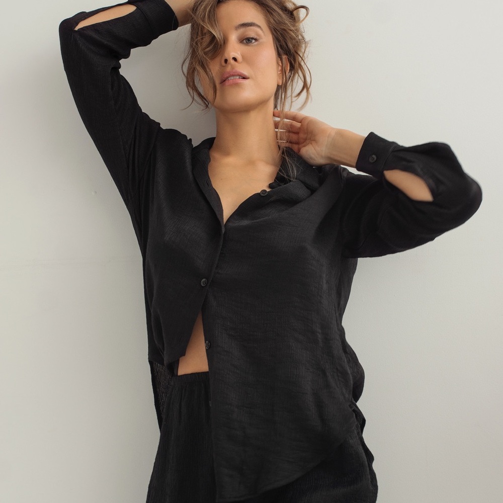 Black Chic Chemise